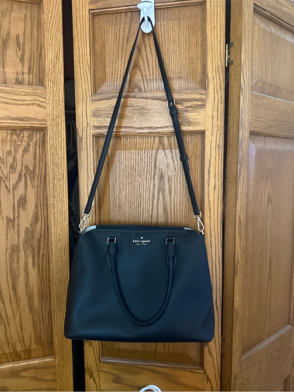 kate spade black leather shoulder satchel with adjustable strap